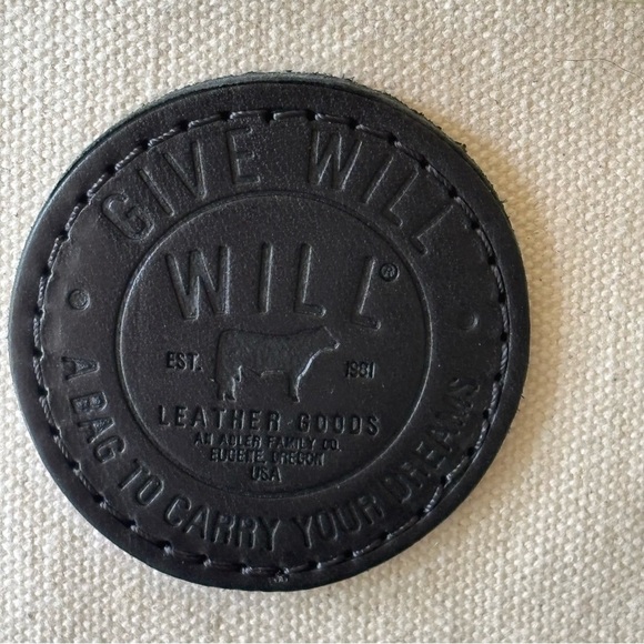 WILL leather goods, Portland marathon side, body bag, satchel tote - Picture 3 of 6